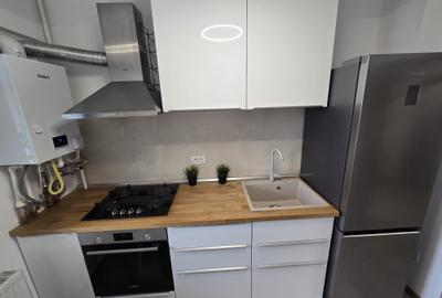 Ofer spre inchiriere garsoniera Regie Residence cu centrala propie Lux 500 € - 1