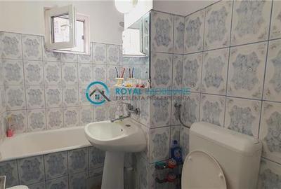 Royal Imobiliare - Vanzare apartament 2 camere zona Vest - 12