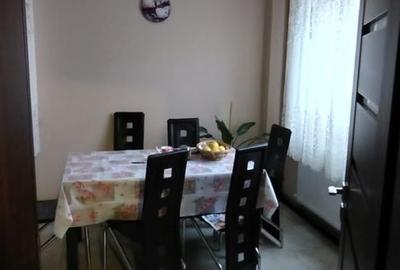 Casă / Vilă cu 6 camere în zona Kamsas - 3