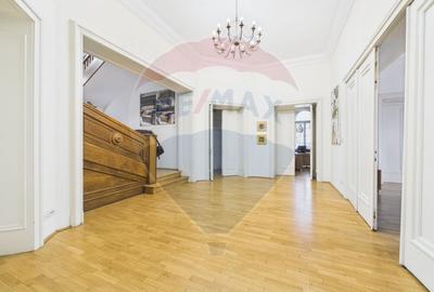 Casă / Vilă de inchiriat | Birouri | Clinici | Ultracentral - 24