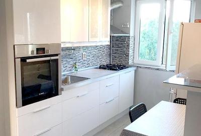 Va oferim spre inchiriere un apartament doua (2) camere - 1 Mai / Drumul Taberei - 3