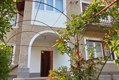 Pucioasa Dambovita,  zona centrala, vanzare casa si teren - 4