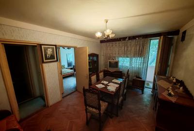 Apartament cu 2 camere semidecomandat în Micro 16