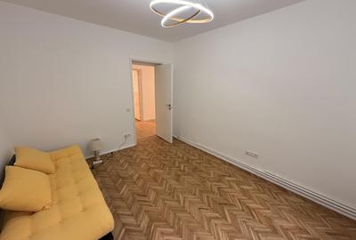 Apartament la parter ideal birou in Plopilor - 3