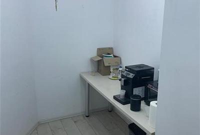 Vanzare spatiu comercial / birou  zona Eminescu - 12