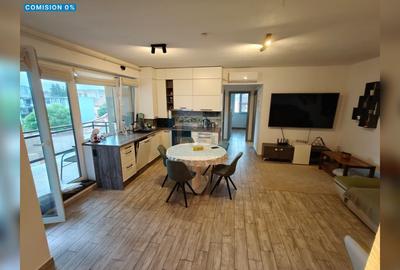 Apartament cu 3 camere semidecomandat în Central