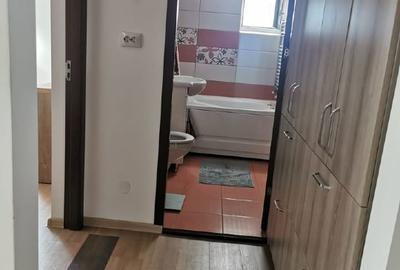 Inchiriez apartament 2 camere spațios, Calea Mărășești 151 (lângă McDonald s) - 1