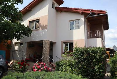 Vila/Casa cu teren generos langa Padurea Verde intrare Dumbravita - 1