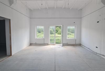 Spatiu 700mp et.1 in zona Aeroport, Arad - 6