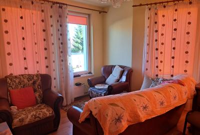 Casa-Vila ultrafinisata in regim D+P+E cu toate utilitatile cu 900 mp,teren - 14