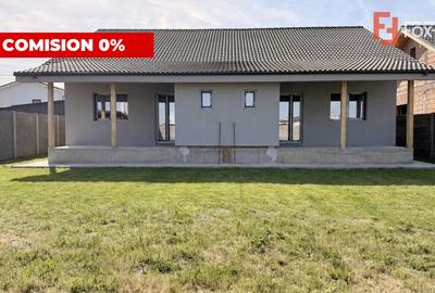 Duplex de vanzare 3 camere + pod mansardabil - Mosnita Veche - 1