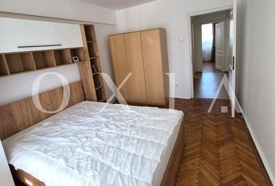 Apartament cu 3 camere semidecomandat, mobilat în Gării