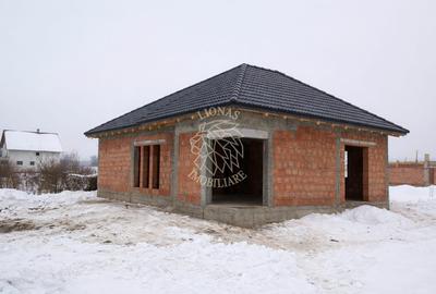 Casa 4 camere 94 mp-stadiu roșu-teren 665 mp-utilitati bransate-Unirea - 1