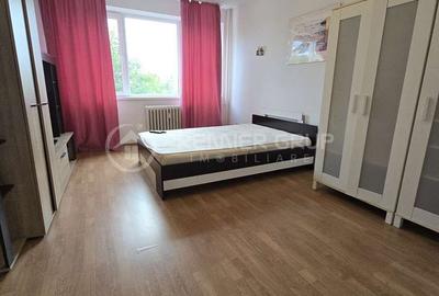 Apartament 2 camere DECOMANDAT, Podu Ros, 60mp - 1