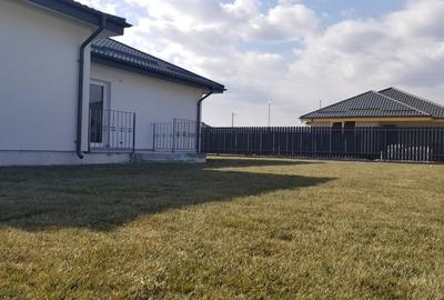 Case de Vanzare Sabareni langa Padure, teren 450mp, Comision 0 - 20