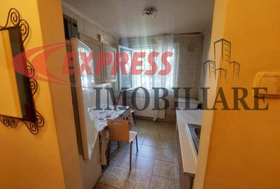 Apartament cu 2 camere semidecomandat în Basarabia