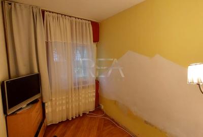 3 camere Vitan decomandat, an 1981, metrou, 62 mp, anvelopat - 3
