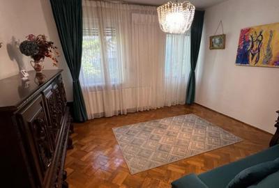 Apartament de 2 camere decomandat, parcare inclusa –zona Dorobanti - 1