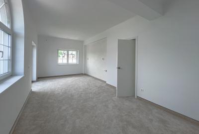 Vilă premium contemporană, finalizată în 2023 – design rafinat - 34