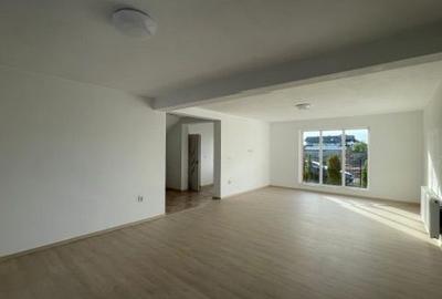 Duplex cu 4 camere în Moșnița Nouă