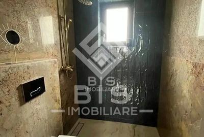 Casa  renovată în totalitate în Arcalia - 5