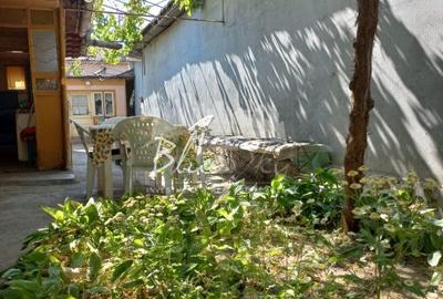 Casa batraneasca  cu teren de 435mp cu utilitati si deschidere 14 m- Coiciu - 5