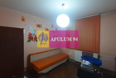 Apartament cu 2 camere semidecomandat în Olteniței