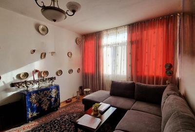 Apartament 3 camere ultracentral cu garaj