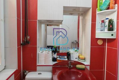 Calarasi, Hala Traian, casa stradal, Sp+P+E, sup. 207mp, teren 156mp - 4