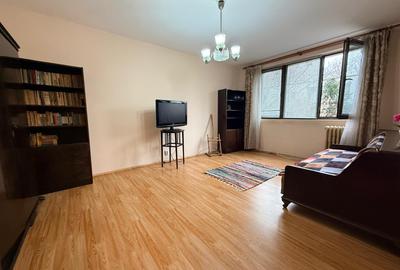 Apartament cu 2 camere decomandat, mobilat în Berceni