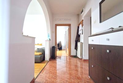 Bulevardul Decebal stradal, vedere la bulevard - 10