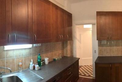 REA1024985 Apartament 5 Camere I De Vanzare I Piata Amzei - 11