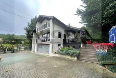 Casă individuală cu 5 camere în Făget