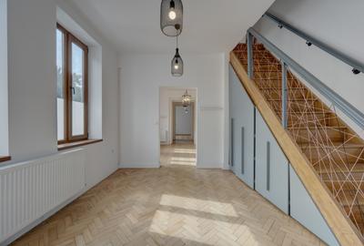 In Cartierul Evreiesc, casa 3 camere pivnita si mansarda open space. - 7