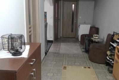 Apartament cu 2 camere decomandat, mobilat în Florești