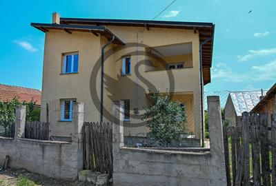 Casa de vanzare | Langa Urlati | Loloiasca - Prahova | Comision 0% - 1