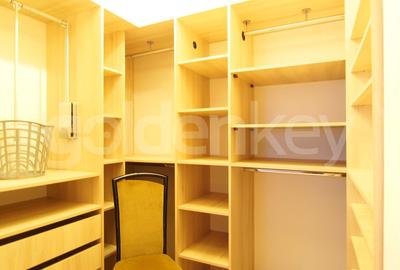Triplex superb cu 4 camere si terasa generoasa cu priveliste - 10