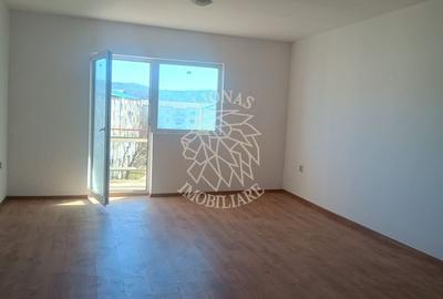 Apartament 39 mp  con.-balcon-ideal locuire - finisata-Zona Pompieri - 2