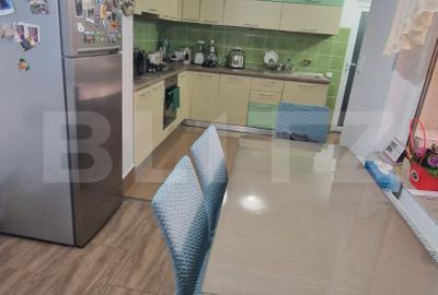Casa de vanzare, cu 3 camere, 95 mp,  zona Craiter - 10