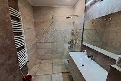 APARTAMENT 5 CAMERE CU SCARA INTERIOARA IN VILA - ANVELOPATA TERMIC ANUL CURENT - 20