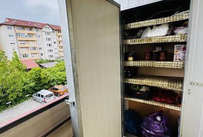 Apartament de vânzare cu 3 camere - 12