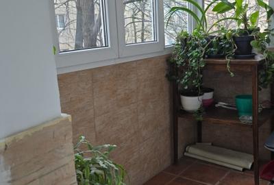 Apartament 3 camere, decomandat, 68 mp, balcon, metrou, Aparatorii Patriei - 9