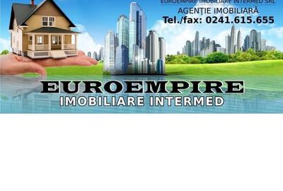 Casa batraneasca cu 2 spatii comerciale Inel 2 - 1