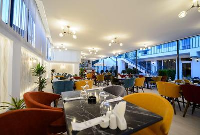 Afacere la cheie! Pensiune si restaurant Mamaia Nord 630000 euro - 1