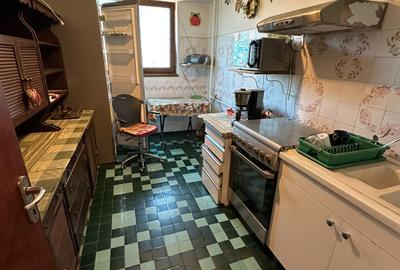 Apartament 3 camere de vanzare Gorjului (6-7 minute de metrou / An 1979 ) - 11