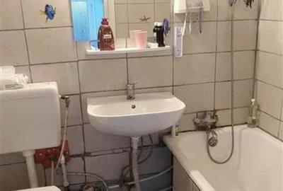 Vanzare Apartament 3 Camere Semidecomandat Spinis - 6