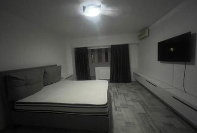 Garsoniera Mall Vitan, mobilată si utilată modern, renovată, curată, libera - 1