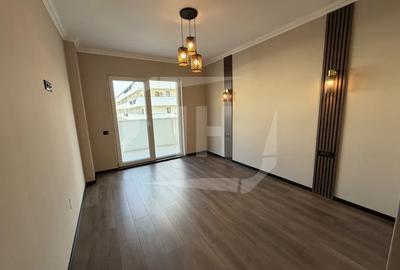 Apartament 3 camere plus terasa, parcare subterana pe Eroilor - 1