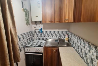 SUPERBA GARS. MODERNA LA 1 MIN. DE MALL VITAN (ZONA NERVA TRAIAN SI UNIRII) - 1