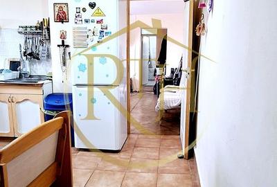 Oferim spre vanzare, Apartament cu 3 camere, Girocului, Sp. Judetean 0% Comision - 18